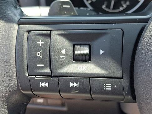 Certified 2024 Nissan Rogue SV w/ SV Premium Package FWD image 23