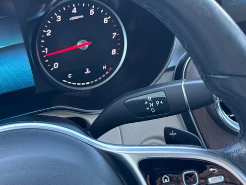 Used 2020 Mercedes-Benz GLC 300 image 23