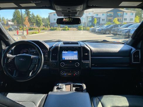 Used 2018 Ford Expedition Max Limited w/ Equipment Group 302A AWD/4WD image 11