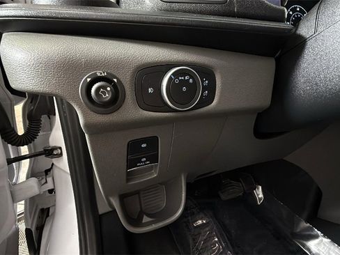 Used 2023 Ford Transit 350 XLT image 26