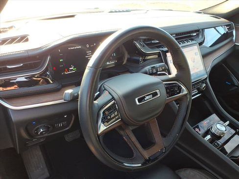 Used 2022 Jeep Grand Cherokee Summit w/ Advanced Protech Group IV image 22