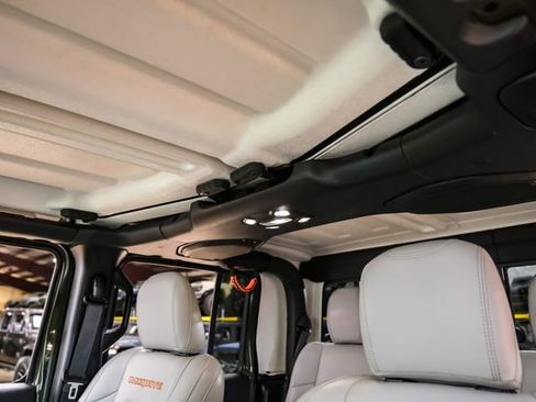 Used 2023 Jeep Gladiator Mojave w/ LED Lighting Group image 17