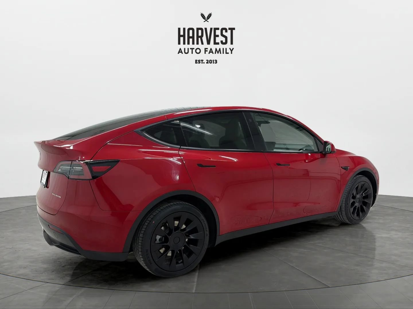 Used 2023 Tesla Model Y Long Range AWD/4WD image 7