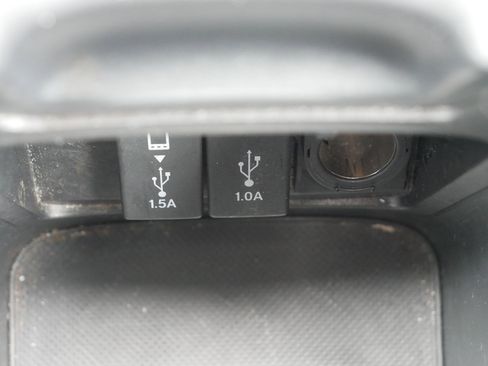 Used 2017 Honda CR-V EX image 33