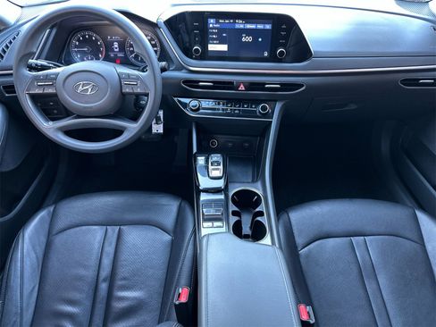 Used 2021 Hyundai Sonata SE image 13