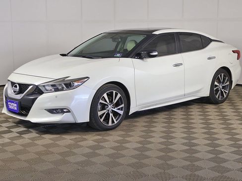 Used 2017 Nissan Maxima 3.5 SL FWD image 10