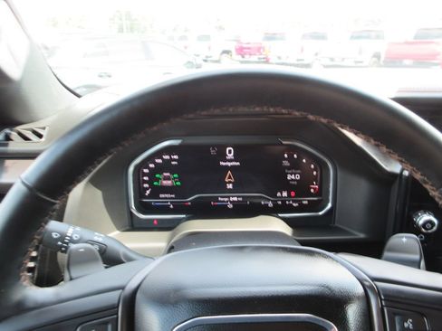 Used 2024 GMC Sierra 1500 AT4 w/ Technology Package AWD/4WD image 34