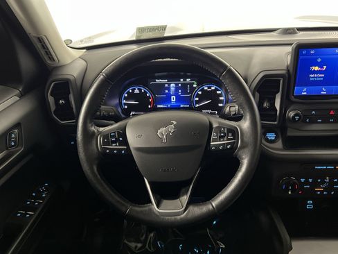 Used 2022 Ford Bronco Sport Outer Banks w/ Tech Package AWD/4WD image 16