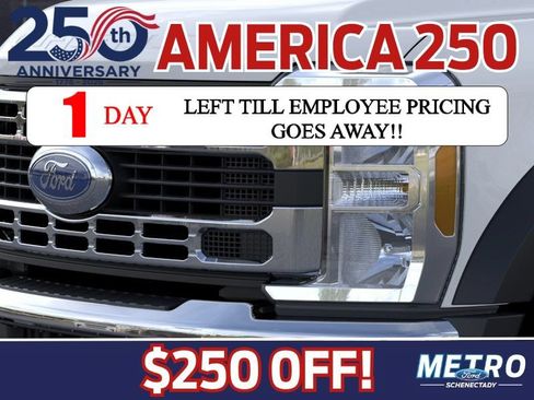 New 2026 Ford F550 4x4 Supercab Super Duty image 17