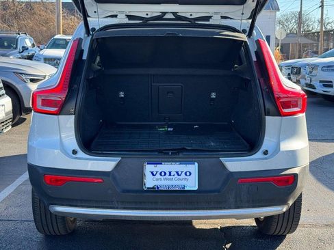 Certified 2023 Volvo XC40 B5 Plus w/ Protection Package Premier image 5