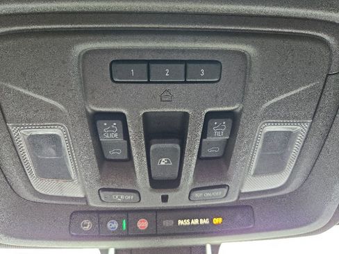 Used 2021 GMC Sierra 2500 Denali w/ Denali Ultimate Package AWD/4WD image 45