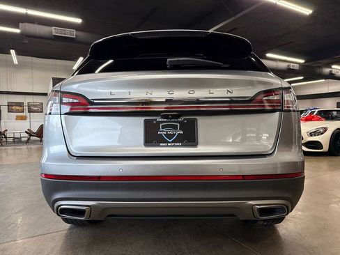 Used 2022 Lincoln Nautilus Reserve w/ Luxury Package image 5