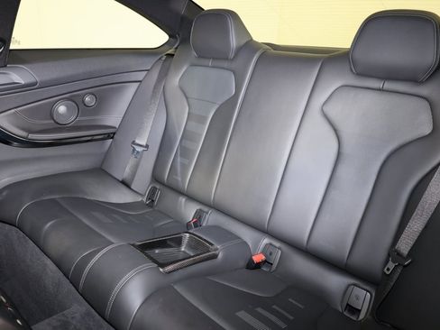 Used 2018 BMW M4 Coupe image 11