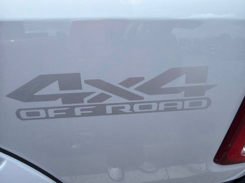Used 2024 RAM 2500 Big Horn w/ Sport Appearance Package AWD/4WD image 5