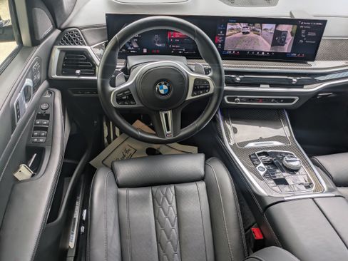 Used 2026 BMW X7 M60i AWD/4WD image 16