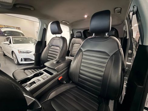Used 2021 Ford Edge SEL FWD image 15