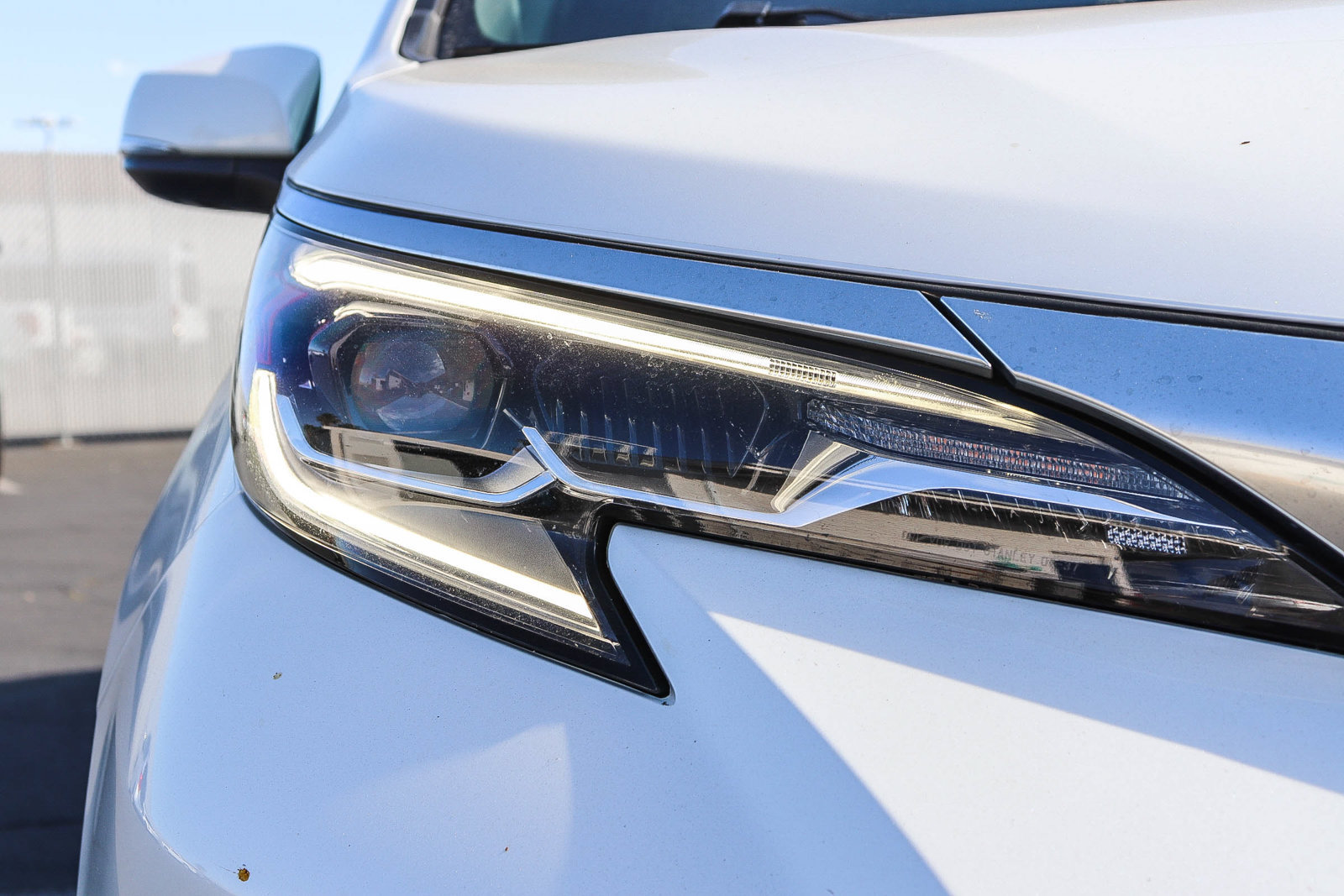 Certified 2024 Toyota Sienna Platinum FWD image 4