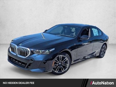 Used 2026 BMW 530i w/ M Sport Package RWD image 1