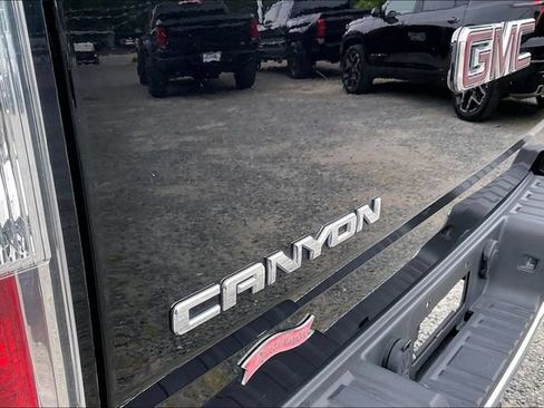 Used 2016 GMC Canyon W/T w/ Convenience Package RWD image 20