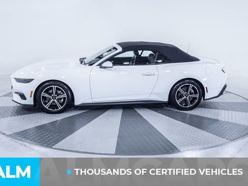 Used 2025 Ford Mustang Premium RWD image 4