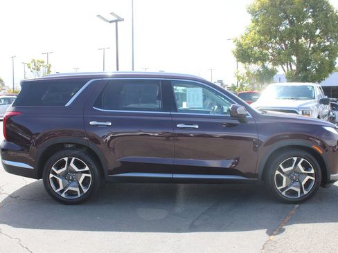 Used 2023 Hyundai Palisade Limited w/ Cargo Package FWD image 6