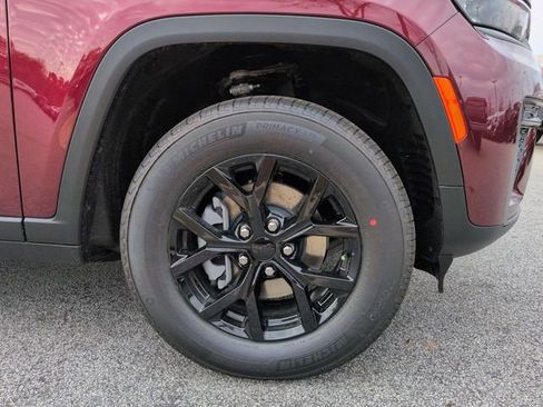 New 2026 Jeep Grand Cherokee Altitude RWD image 10