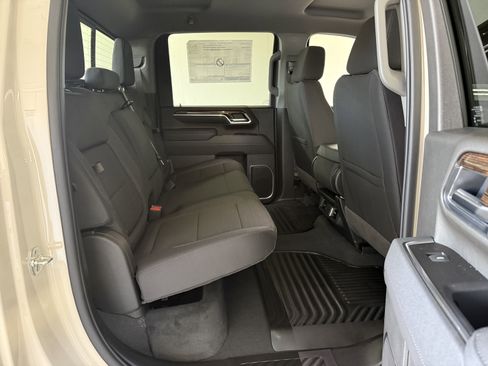 New 2026 GMC Sierra 3500 SLE image 40