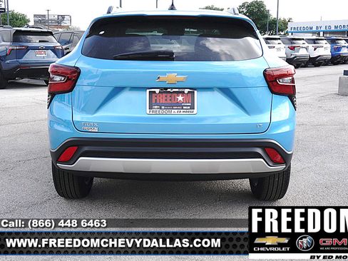 New 2026 Chevrolet Trax LT image 6
