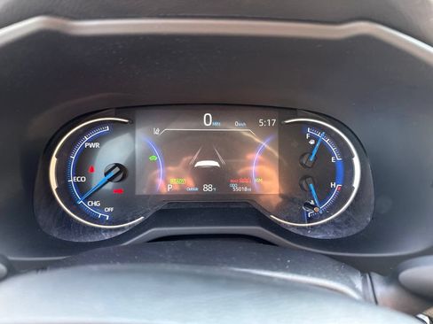 Used 2025 Toyota RAV4 XLE AWD/4WD image 20