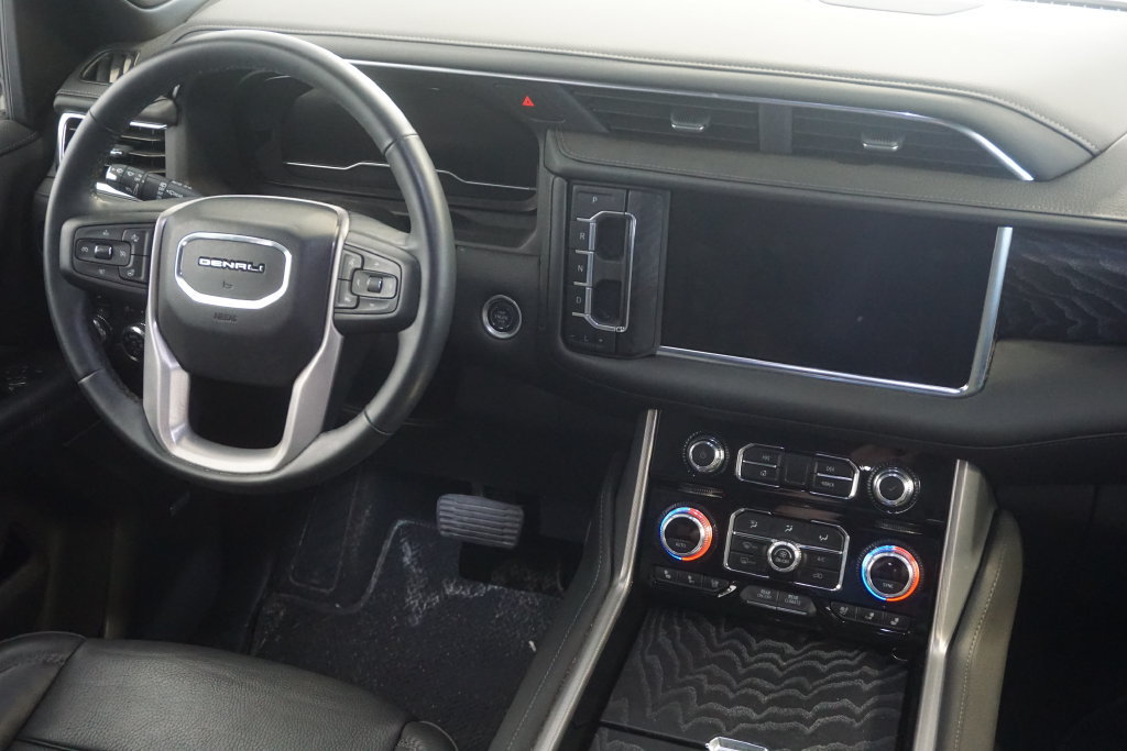 Used 2024 GMC Yukon Denali AWD/4WD image 29
