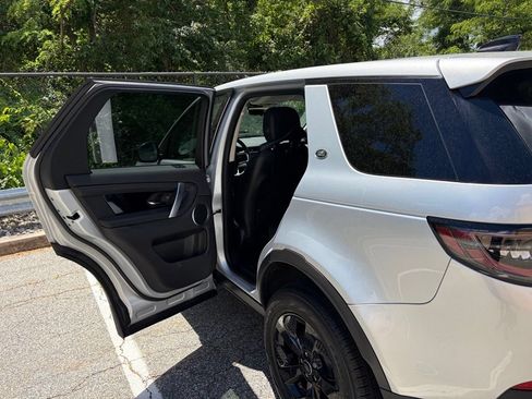 Certified 2022 Land Rover Discovery Sport S AWD/4WD image 12