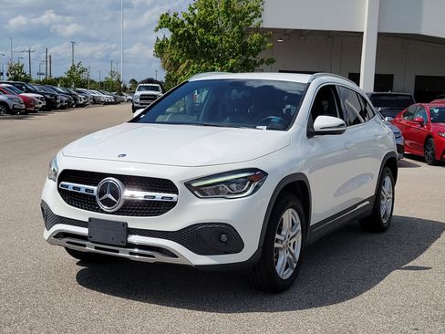Used 2023 Mercedes-Benz GLA 250 4MATIC image 3