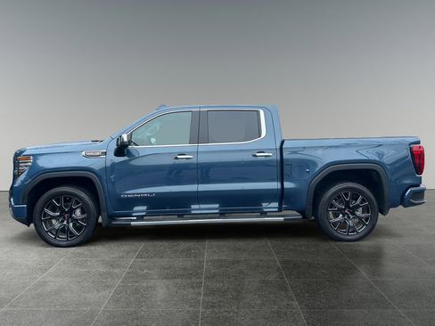 Used 2024 GMC Sierra 1500 Denali AWD/4WD image 5