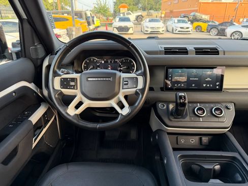 Used 2023 Land Rover Defender 110 S AWD/4WD image 34