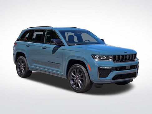 Used 2026 Jeep Grand Cherokee Limited AWD/4WD image 14