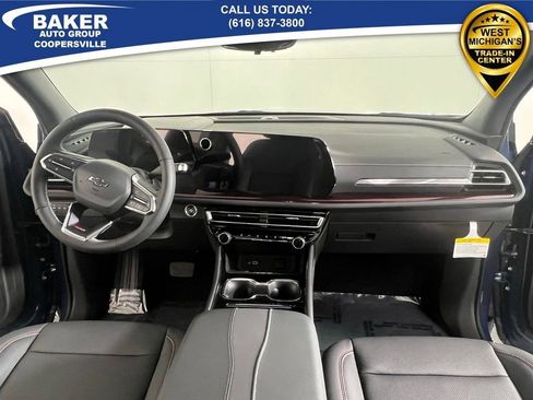 New 2026 Chevrolet Traverse Z71 w/ Driver Confidence Package image 11