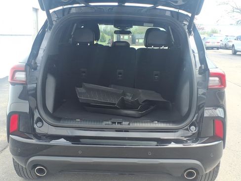 Certified 2023 Ford Escape ST-Line w/ Tech Pack #1 image 7