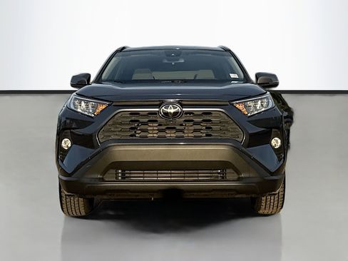 Used 2019 Toyota RAV4 XLE image 8
