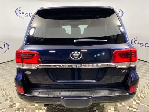 Certified 2019 Toyota Land Cruiser AWD/4WD image 5