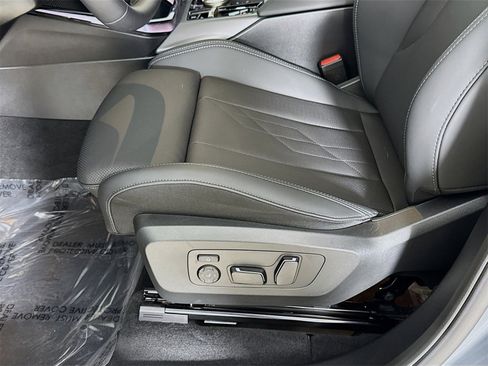 Used 2025 BMW X3 xDrive30i w/ Convenience Package image 19