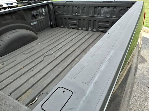 Used 2018 Ford F250 Lariat w/ Lariat Ultimate Package AWD/4WD image 14