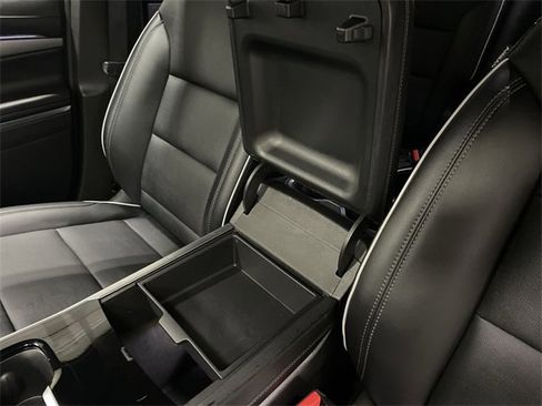 Certified 2025 Buick Enclave Preferred image 26