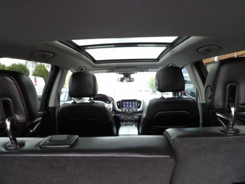 Used 2019 GMC Terrain SLT w/ Infotainment Package II image 14