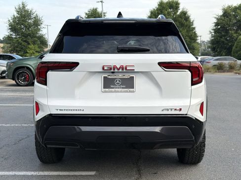 Used 2026 GMC Terrain AT4 w/ LPO, Floor Liner Package AWD/4WD image 4