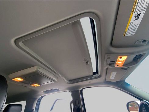Used 2012 Chevrolet Tahoe LTZ RWD image 13