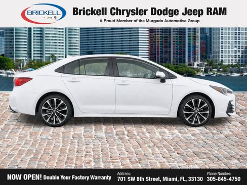 Used 2017 Toyota Corolla SE FWD image 8