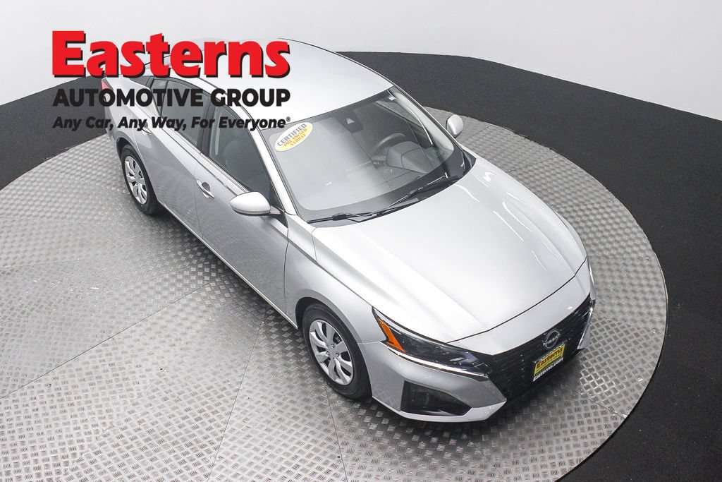 Used 2023 Nissan Altima 2.5 S FWD image 4