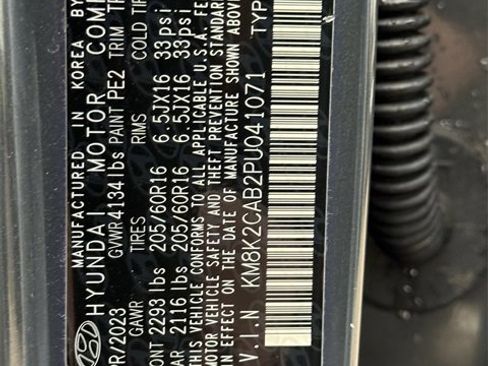 Used 2023 Hyundai Kona SE image 27