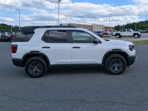 Certified 2026 Honda Passport RTL image 4