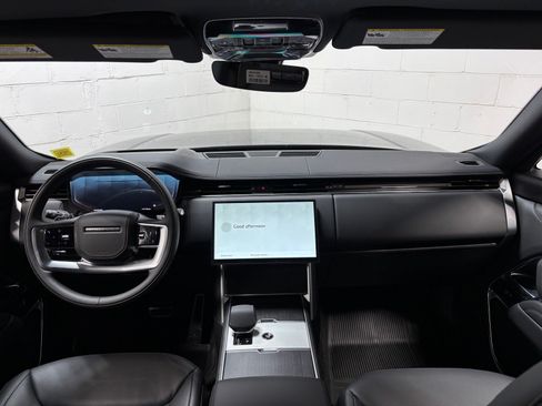 New 2026 Land Rover Range Rover Long Wheelbase SE AWD/4WD image 34